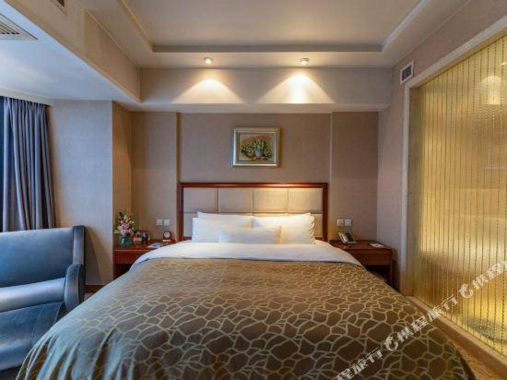 Nanchang Galactic Peace International Hotel Exterior photo