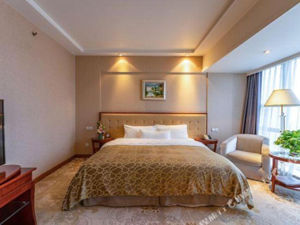 Nanchang Galactic Peace International Hotel Exterior photo